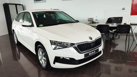 Nuevos Entrega Inmediata Škoda Scala 1.0 Tsi 110Cv Ambition En Tarragona