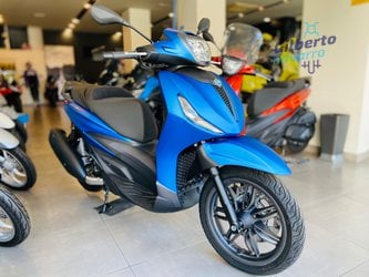 Skuter New Beverly Piaggio 2021 Piaggio Bv Prezzo Beverly 200