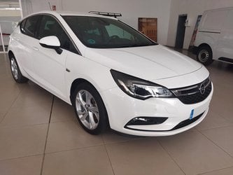 Coches Segunda Mano Opel Astra 5P Dynamic 1.6 D 110Cv En Badajoz
