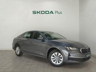 Coches Segunda Mano En Sevilla | Škoda Octavia 1.5 Tsi M-Hev Selection Dsg 110 Kw (150 Cv)