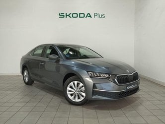Coches Segunda Mano En Sevilla | Škoda Octavia 1.5 Tsi M-Hev Selection Dsg 110 Kw (150 Cv)