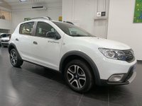 Dacia Sandero Gasolina Aniversario Segunda Mano en la provincia de Barcelona - Fubermotor img-1