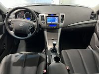 Hyundai Sonata Diésel 2.0 CRDi VGT Comfort Segunda Mano en la provincia de Badajoz - Badajoz img-11