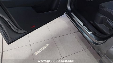 Coches Km0 Škoda Karoq 1.5 Tsi 150Cv Dsg Act Sportline En Tarragona