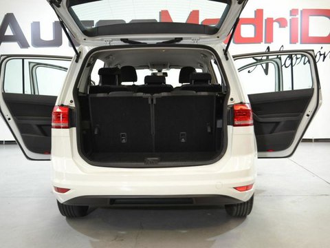 Coches Segunda Mano Volkswagen Touran Business & Navi 1.6 Tdi 85Kw (115Cv) Dsg En Madrid