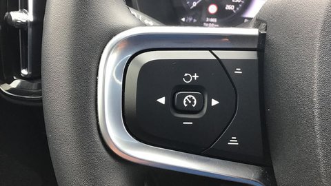 Coches Segunda Mano Volvo Xc40 2018 Recharge Bright Core T4 Plug-In Hybrid Automatic En Salamanca