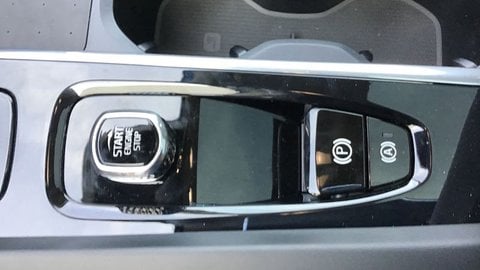 Coches Segunda Mano Volvo Xc60 2018 Recharge Plus, T6 Plug-In Hybrid Eawd, Eléctrico En Salamanca