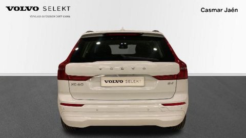 Coches Segunda Mano Volvo Xc60 Nuevo Momentum Pro, B4 Mild Hybrid (Diésel) En Jaen