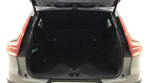 Coches Segunda Mano Volvo Xc40 Recharge Plus, T5 Plug-In Hybrid, Eléctrico En Tarragona