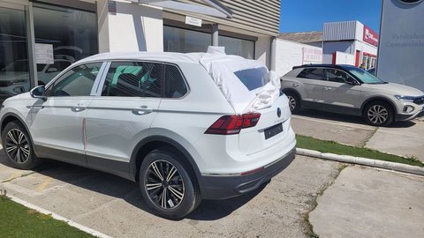 Coches Nuevos Entrega Inmediata Volkswagen Tiguan 1.5 Tsi 130Cv Life En Sevilla