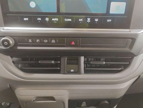 Coches Segunda Mano En Sevilla | Volkswagen Caravelle Batalla Corta 2.0 Tdi 110 Kw (150 Cv) Dsg
