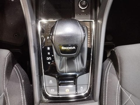 Coches Segunda Mano En Sevilla | Škoda Karoq 1.5 Tsi Act Sportline Dsg 110 Kw (150 Cv)
