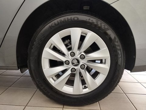 Coches Segunda Mano En Sevilla | Škoda Octavia 1.5 Tsi M-Hev Selection Dsg 110 Kw (150 Cv)