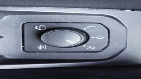 Coches Segunda Mano En Sevilla | Škoda Karoq 2.0 Tdi Ambition 85 Kw (115 Cv)