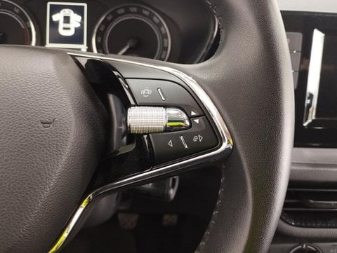 Coches Segunda Mano En Sevilla | Škoda Fabia 1.0 Mpi Active 59 Kw (80 Cv)
