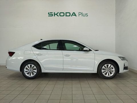 Coches Segunda Mano En Sevilla | Škoda Octavia 1.5 Tsi M-Hev Selection Dsg 110 Kw (150 Cv)