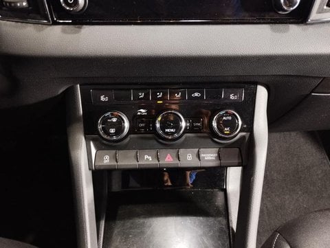 Coches Segunda Mano En Sevilla | Škoda Karoq 1.0 Tsi Ambition 81 Kw (110 Cv)