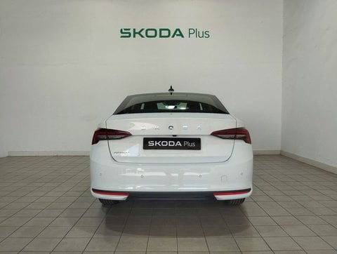 Coches Segunda Mano En Sevilla | Škoda Octavia 1.5 Tsi M-Hev Selection Dsg 110 Kw (150 Cv)
