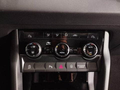 Coches Segunda Mano En Sevilla | Škoda Karoq 2.0 Tdi Selection 85 Kw (115 Cv)
