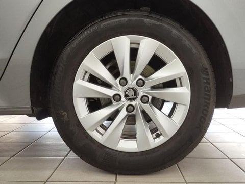 Coches Segunda Mano En Sevilla | Škoda Octavia 1.5 Tsi M-Hev Selection Dsg 110 Kw (150 Cv)