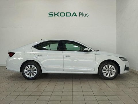 Coches Segunda Mano En Sevilla | Škoda Octavia 1.5 Tsi M-Hev Selection Dsg 110 Kw (150 Cv)