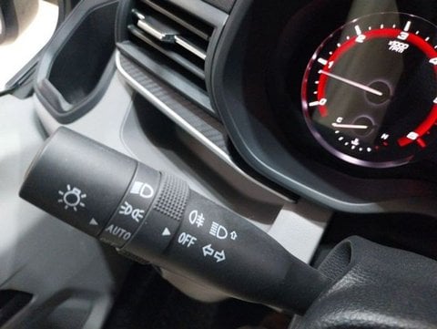 Coches Nuevos Entrega Inmediata En La Coruña | Maxus Deliver 9 Cíclope Mencía Camper