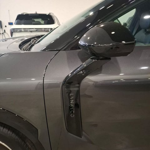 Coches Segunda Mano En Sevilla | Lynk & Co 08 1.5 Phev Core
