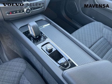 Coches Segunda Mano Volvo Xc60 2.0 B4 D Essential Auto En Badajoz