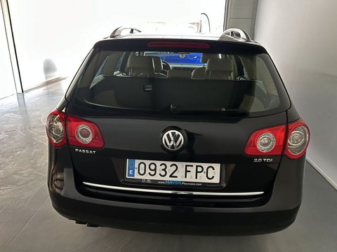 Coches Segunda Mano Volkswagen Passat Variant 2.0 Tdi 140Cv Highline Dsg En Badajoz
