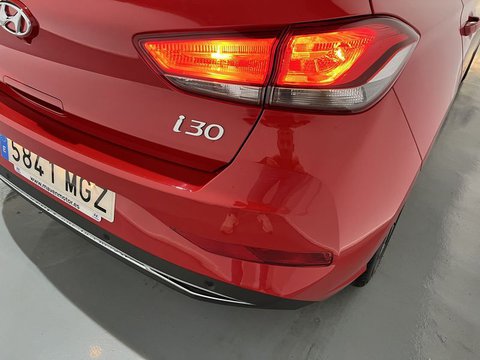 Coches Segunda Mano Hyundai I30 1.5 Dpi Klass Slx En Badajoz
