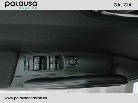 Coches Segunda Mano Škoda Fabia 1.0 Mpi 59Kw Ambition 80 5P En Pontevedra