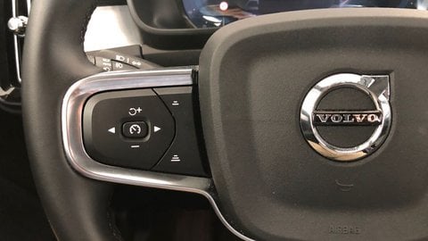 Coches Segunda Mano En Almeria | Volvo Xc40 B3 (G) Core 2.0 163Cv Mild Hibrid Aut.