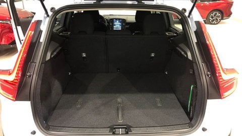 Coches Km0 En Almería | Volvo Xc40 B3 (G) Essential 163Cv 2.0 Mild Hybrid Aut.