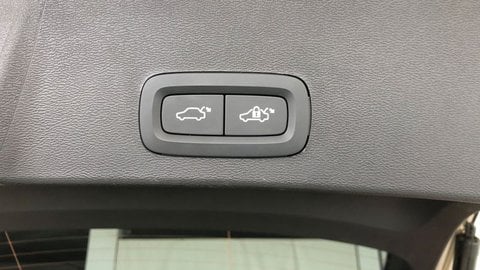 Coches Segunda Mano En Almeria | Volvo Xc40 B3 (G) Core 2.0 163Cv Mild Hibrid Aut.