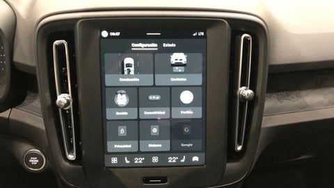 Coches Km0 En Almería | Volvo Xc40 B3 (G) Essential 163Cv 2.0 Mild Hybrid Aut.