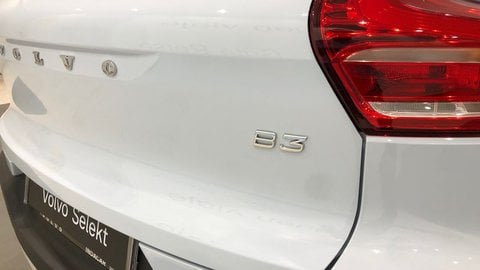 Coches Km0 En Almería | Volvo Xc40 B3 (G) Essential 163Cv 2.0 Mild Hybrid Aut.