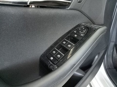 Coches Km0 En Almeria | Mazda Mazda3 3 Sedan 2.0L E-Skyactiv G Mhev 90Kw 122Cv 6Mt Fwd Exclusive-...