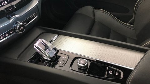 Coches Segunda Mano En Almeria | Volvo Xc60 T6 Recharg Plus Dark E 2.0 350Cv Plug In Hybrid E/G E...
