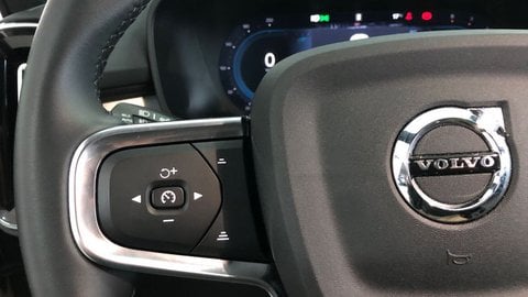 Coches Segunda Mano En Almeria | Volvo Xc40 B3 (G) Core 2.0 163Cv Mild Hibrid Aut.