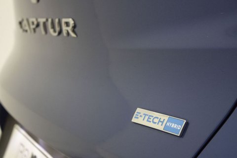 Coches Segunda Mano Renault Captur 1.6 E-Tech Híbrido 145Cv Zen En Madrid