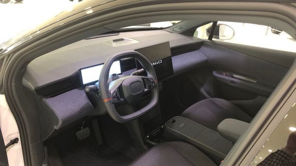 Lynk & Co sorento Coches Seminuevos Ourense Lynk Co Sorento Eléctrico BEV - foto 12