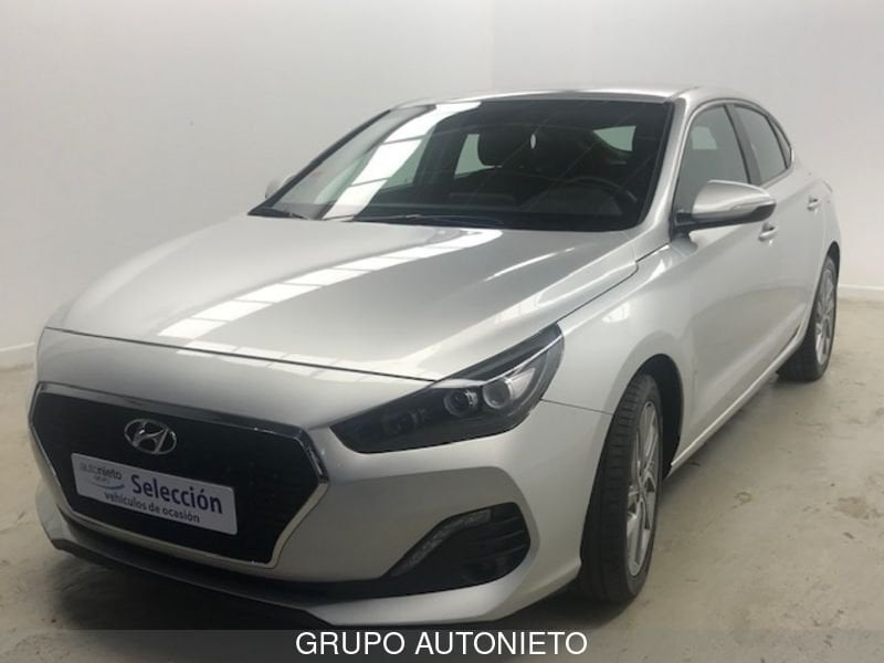 Hyundai i30 Fastback Gasolina 1.0 TGDI 120cv Tecno Segunda Mano en la provincia de Valladolid - AUTONIETO MOTOS