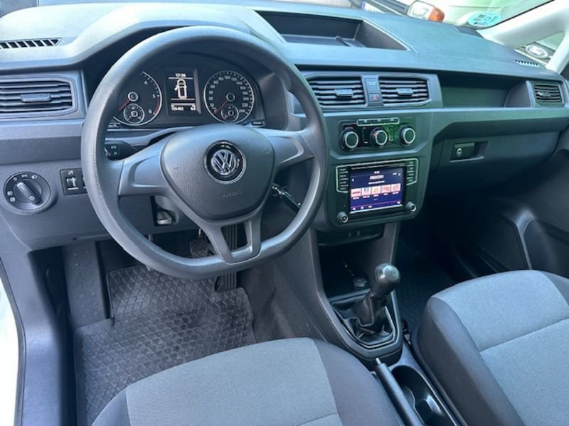 Volkswagen Caddy Diésel Profesional Furgón 2.0 TDI 75kW BMT Seminuevo en la provincia de Lugo - AUTOS LEMOS SL img-6