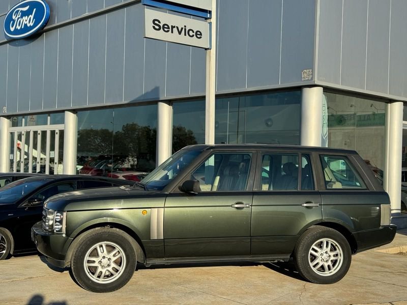 Land Rover Range Rover Sport Diésel VOGUE 3.0 TD 177CV Seminuevo en la provincia de Huelva - Carlecar Costa img-8