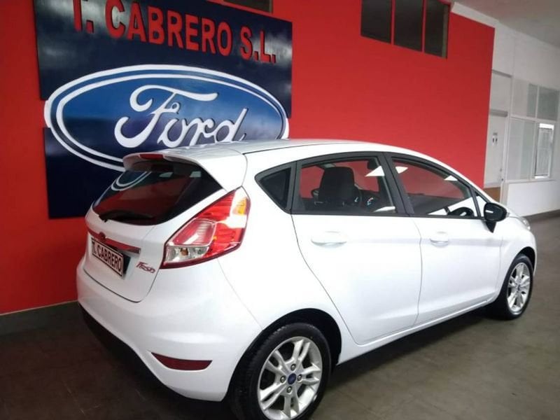 Ford Fiesta Diésel Trend 1.5 TDCi 55kW (75CV) 5p Seminuevo en la provincia de Ciudad Real - Manuel y Cándido Cabrero img-7
