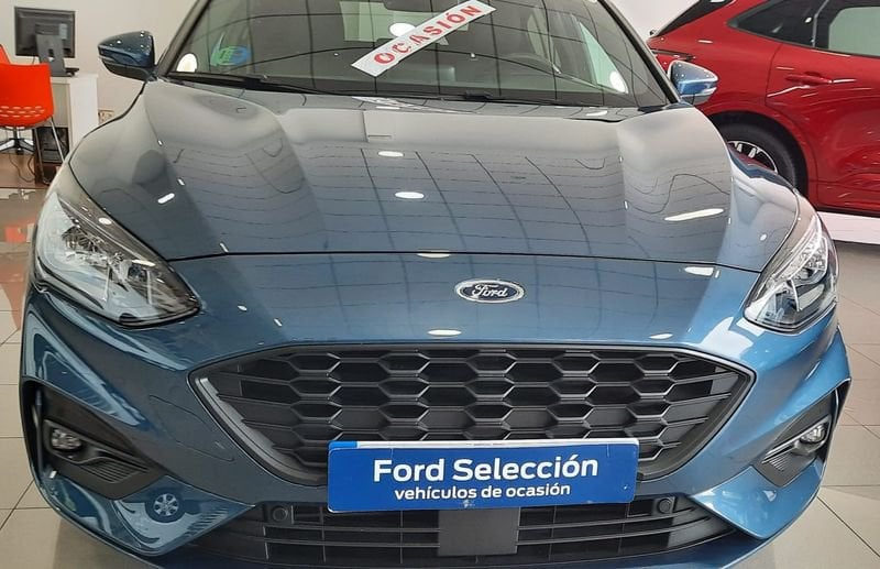 Ford Focus Gasolina 1.0 Ecoboost 125cv ST-Line Seminuevo en la provincia de La Coruña - Motor Boiro img-3