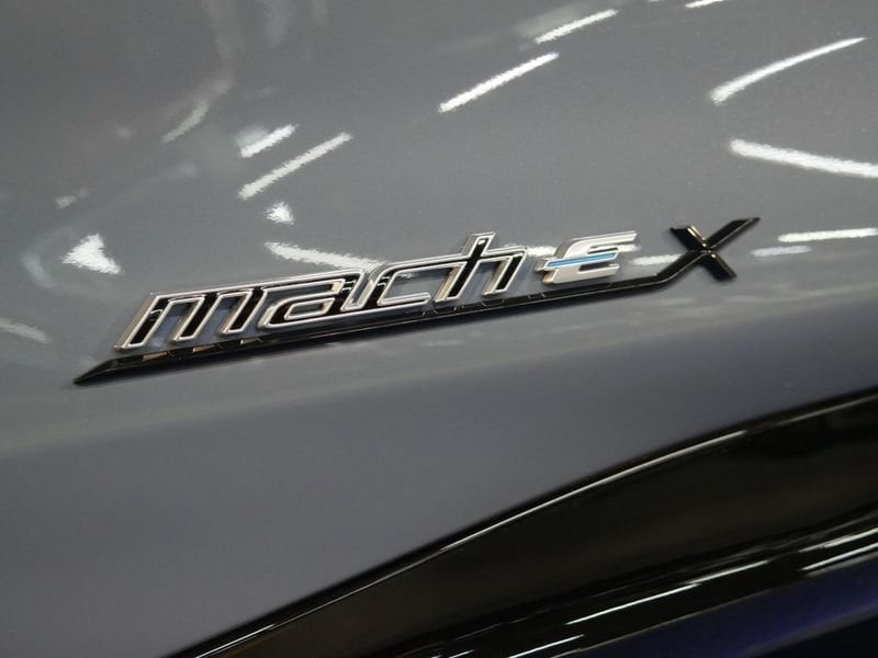Ford Mustang Mach-E Eléctrico 216kW Batería 98.8Kwh Km 0 en la provincia de Madrid - Deysa (Av. de Madrid 56 - Alcalá de Henares) img-7