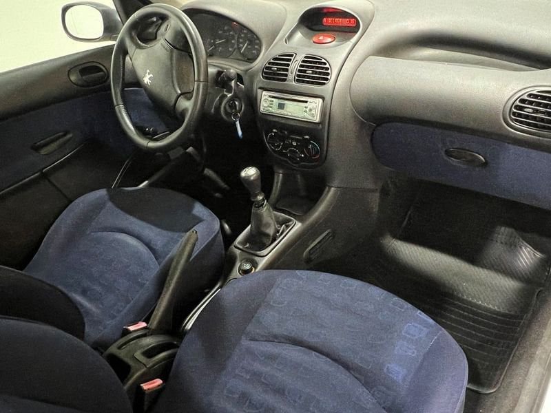 Peugeot 206 Diésel 1.4 HDi XAD Seminuevo en la provincia de Badajoz - Maven Premium Badajoz img-20