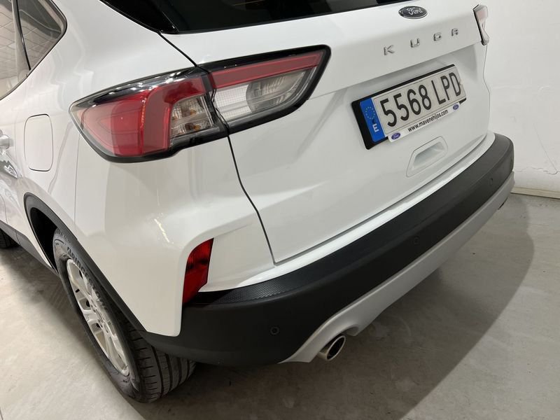 Ford Kuga Gasolina Trend 1.5 EcoBoost 88kW (120CV) Seminuevo en la provincia de Badajoz - Badajoz img-9