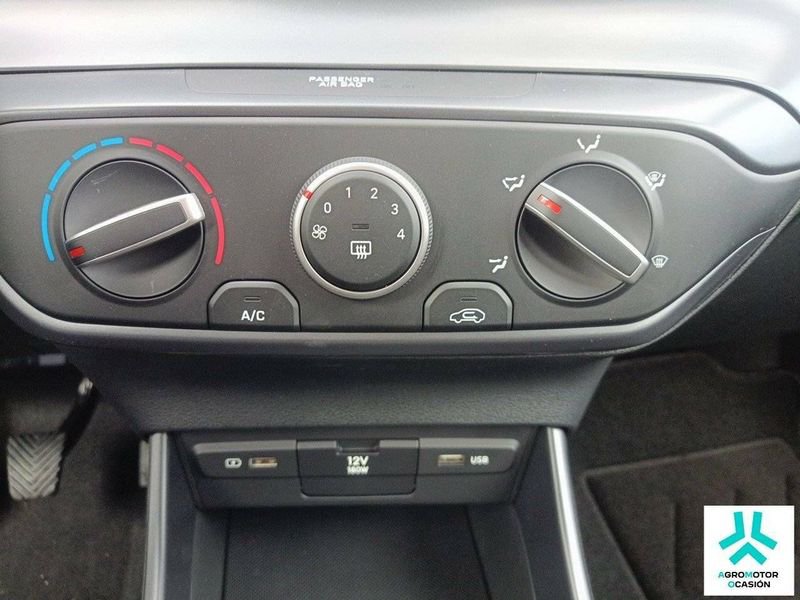 Hyundai i20 Gasolina 1.2 MPI Essence Km 0 en la provincia de Alava - Garaje moderno (Alto de Armentia 7 - Vitoria) img-16